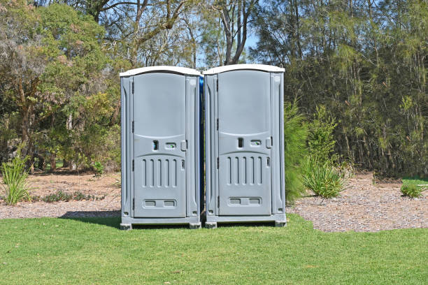 Best VIP or Luxury Restroom Trailers  in Cos Co, CT